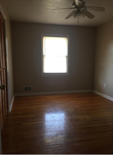 Building Photo - 2312 Cadden Rd