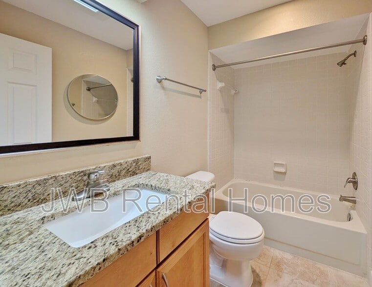 Building Photo - 763 Driftwood Cir