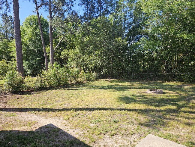 Building Photo - 6659 Julliard Dr