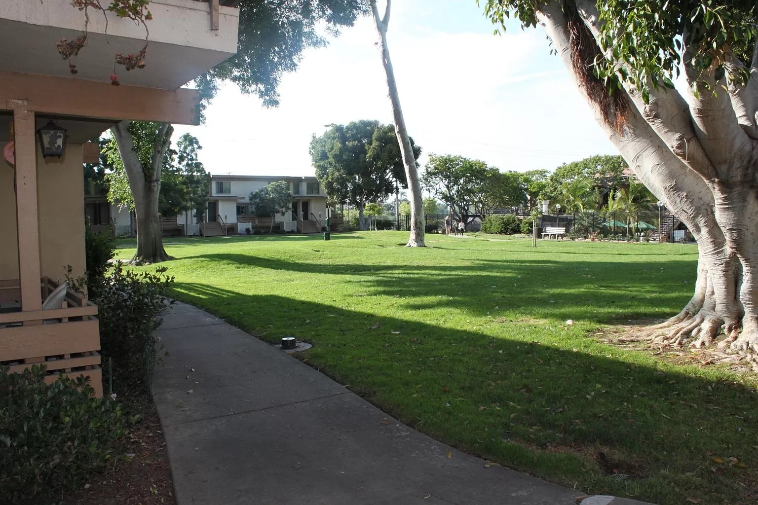 Building Photo - 4012 Valeta St