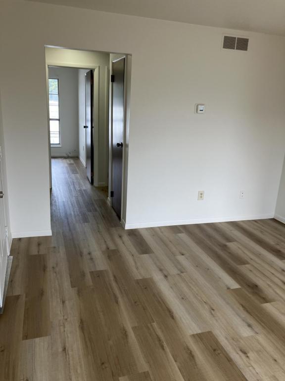 Building Photo - 407 2nd St