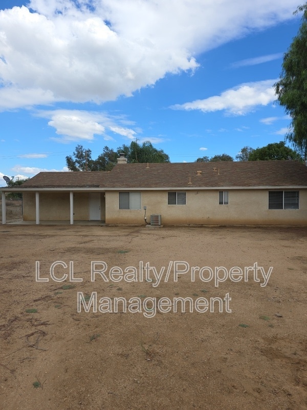 Building Photo - 22561 Forrest Rd