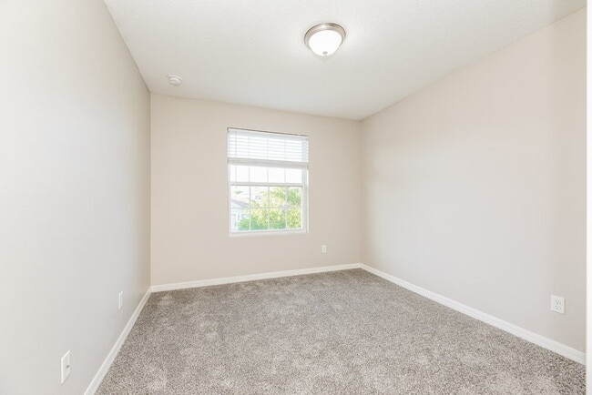 Building Photo - 829 Celebration Lane