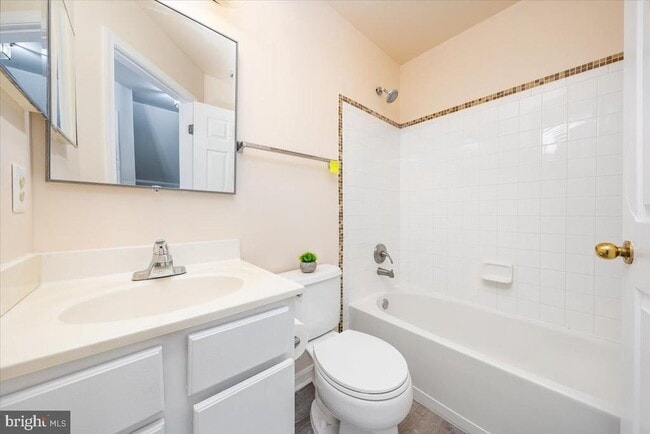 Building Photo - 12121 Amber Ridge Cir