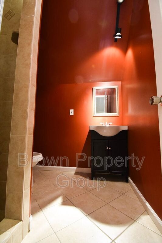 Building Photo - 810 Ethelored St
