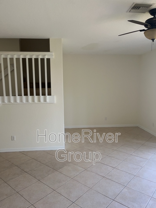Building Photo - 9840 Roundstone Cir