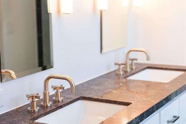 Building Photo - 5230 Homer St