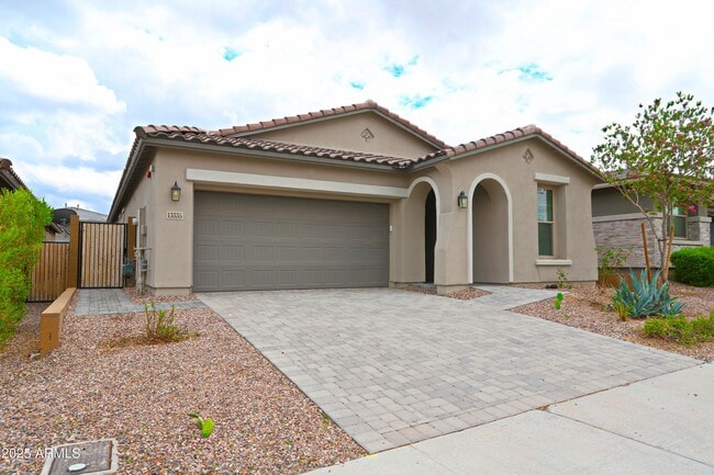 Building Photo - 13335 W Red Range Way