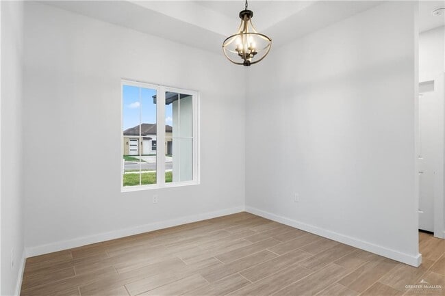 Building Photo - 17 Dorcas Cir