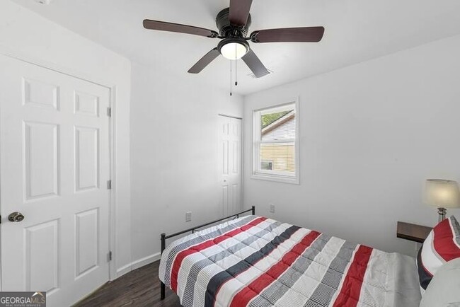 Building Photo - 2533 Godfrey Dr NW