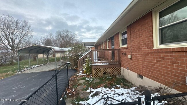 Building Photo - 6001 Applegate Ln