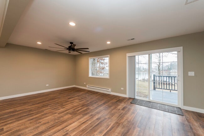 Building Photo - 42076 N East Rd