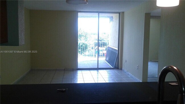 Building Photo - 10801 SW 109th Ct