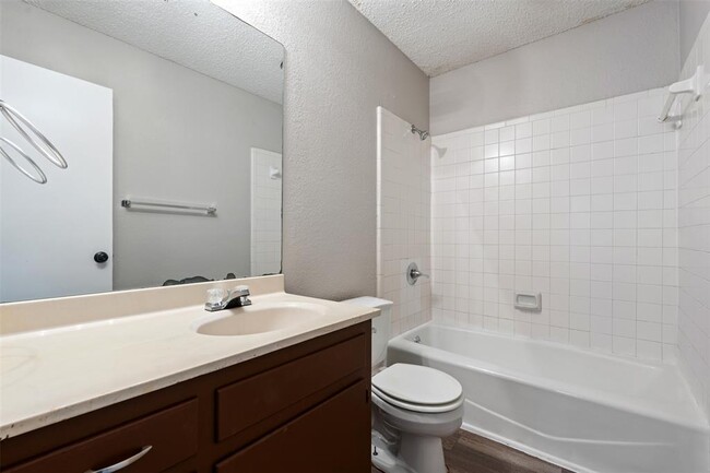 Building Photo - 1805 Rawhide Dr