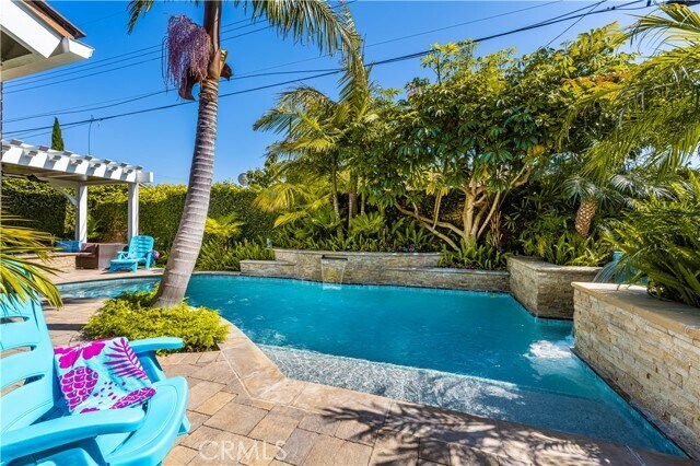 Building Photo - 9442 Tiki Cir