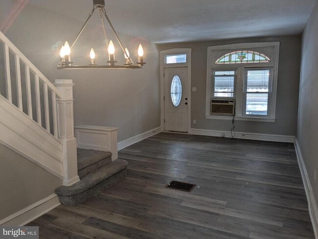 Building Photo - 1261 CHASE