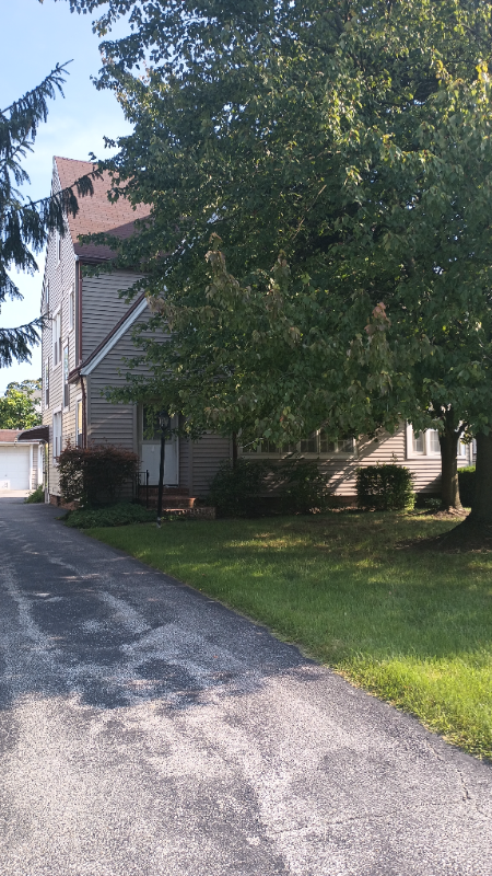 Primary Photo - 18523 Chagrin Blvd