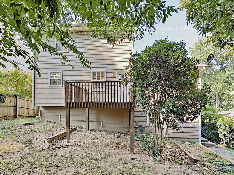 Building Photo - 3794 Cherokee Overlook Dr