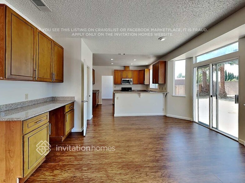 Building Photo - 1084 Armsby Way