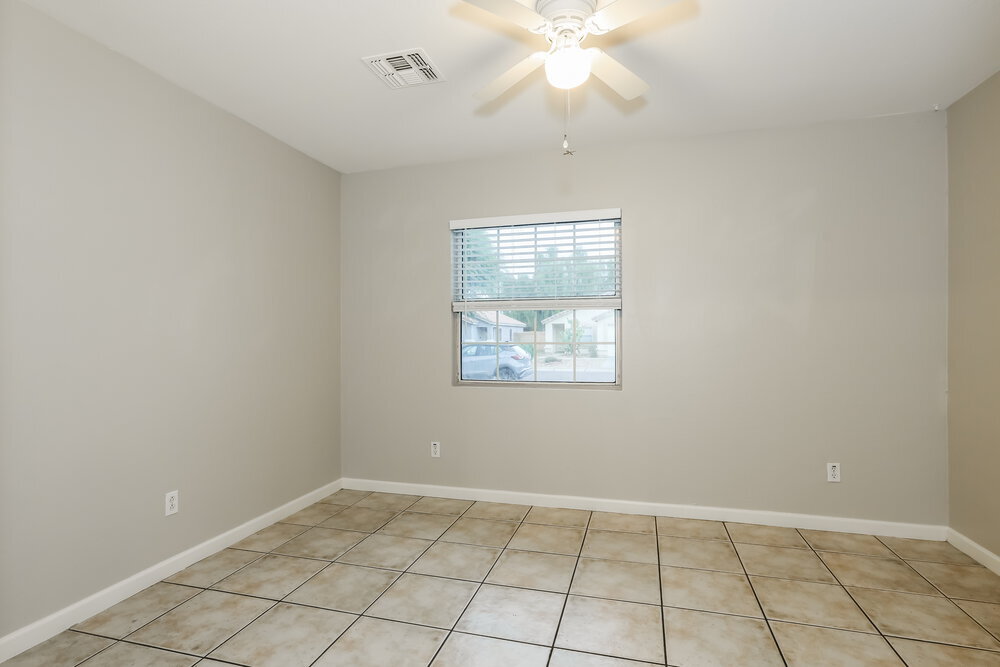 Building Photo - 12621 W Bloomfield Rd