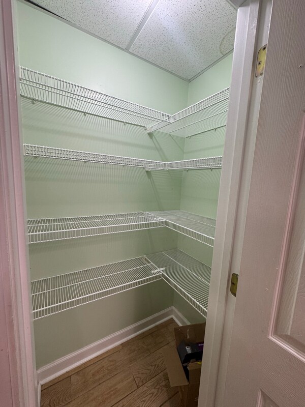 Building Photo - 691 Bear Creek Rd