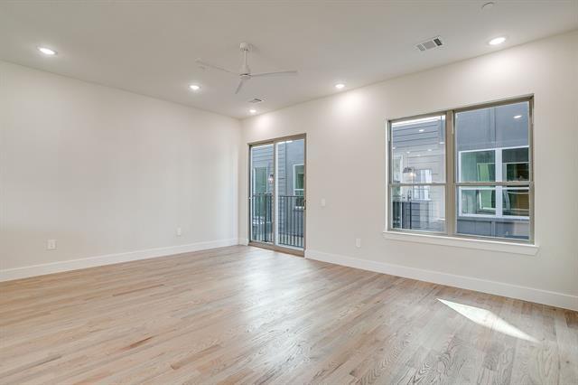 Building Photo - 2820 Weisenberger St