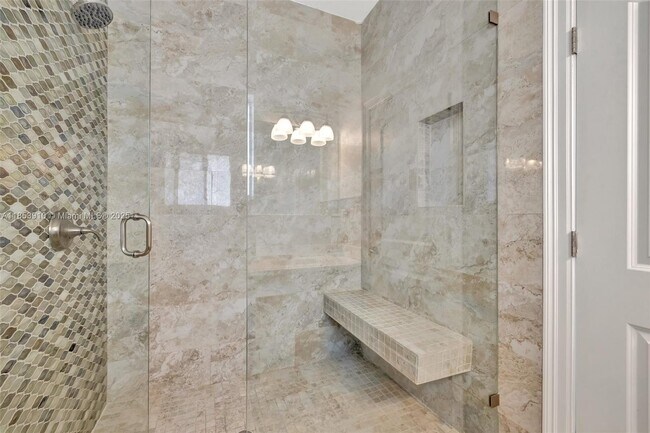 Building Photo - 4610 SW 178th Ave
