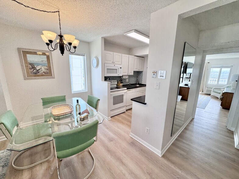 Building Photo - 303 Atlantic Ave