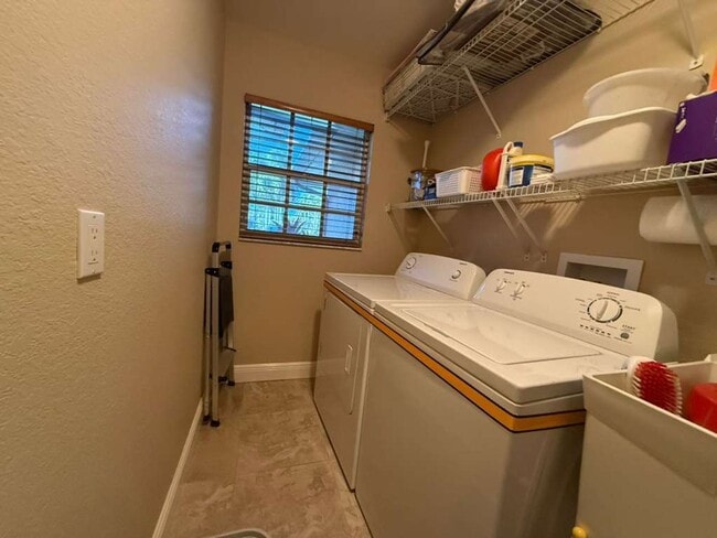 Building Photo - 4BR / 2BA Pool Home Near the Beach – Bonita Springs, FL