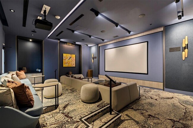 Building Photo - 275 1st Ave S