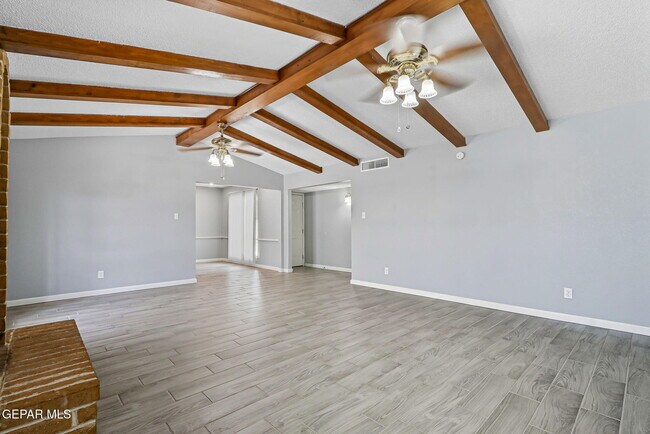 Building Photo - 3911 Quasar Ct