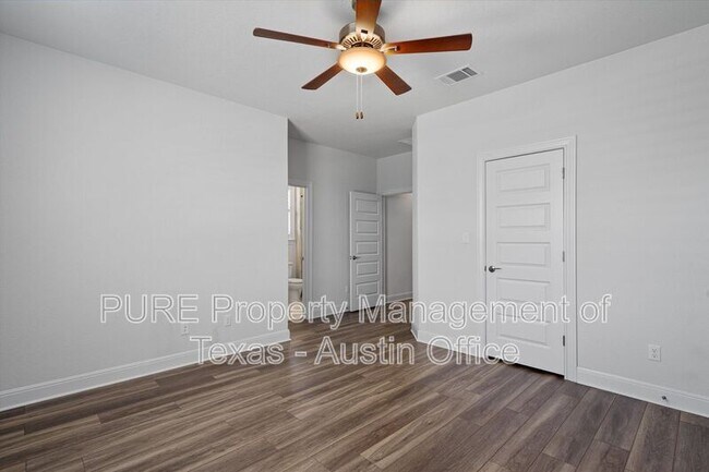 Building Photo - 1138 Woodpark Ln