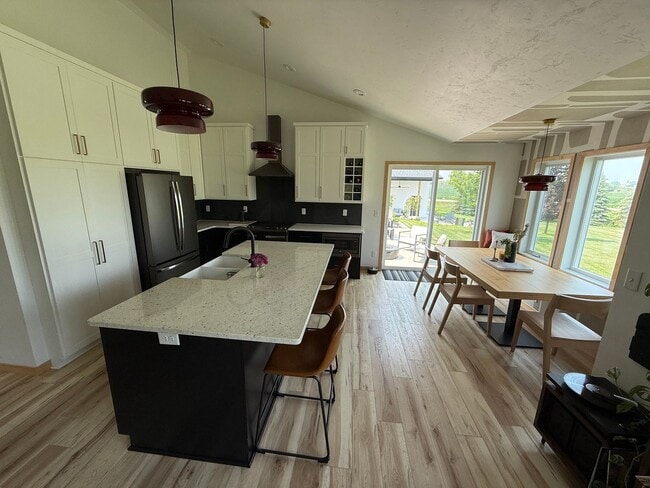 Building Photo - Executive Rental – Custom 5-Bedroom, 3.5-B...