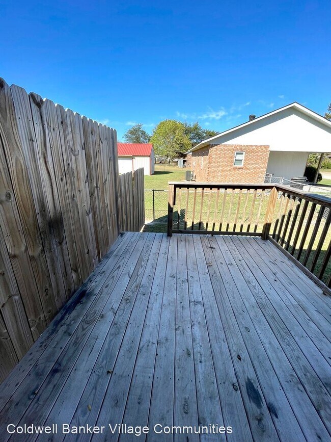 Building Photo - 3 br, 2 bath House - 45 Aaron Street