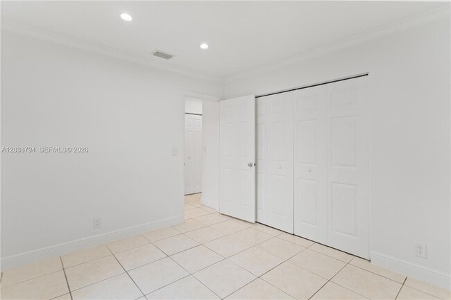 Building Photo - 4151 SW 56th Ave