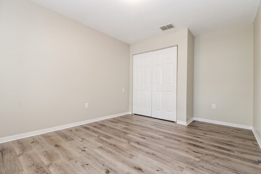 Building Photo - 2305 Unity Village Dr