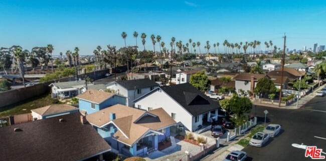 Building Photo - 3504 Eagle St