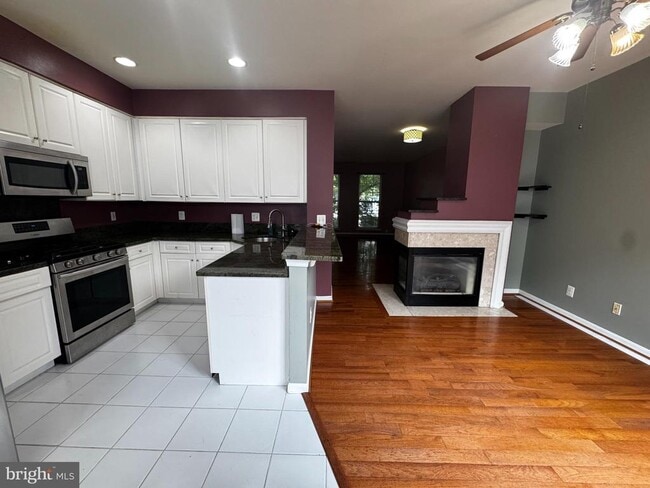 Building Photo - 6036 Lincolnia Rd