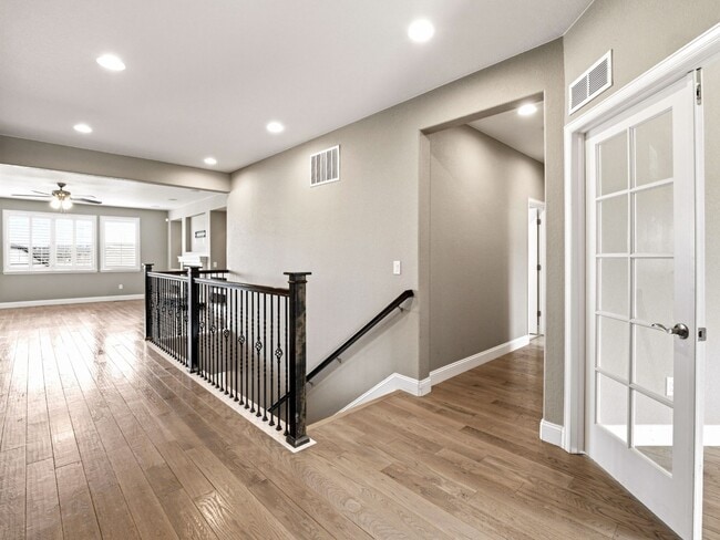Building Photo - 1135 Bonnyton Pl