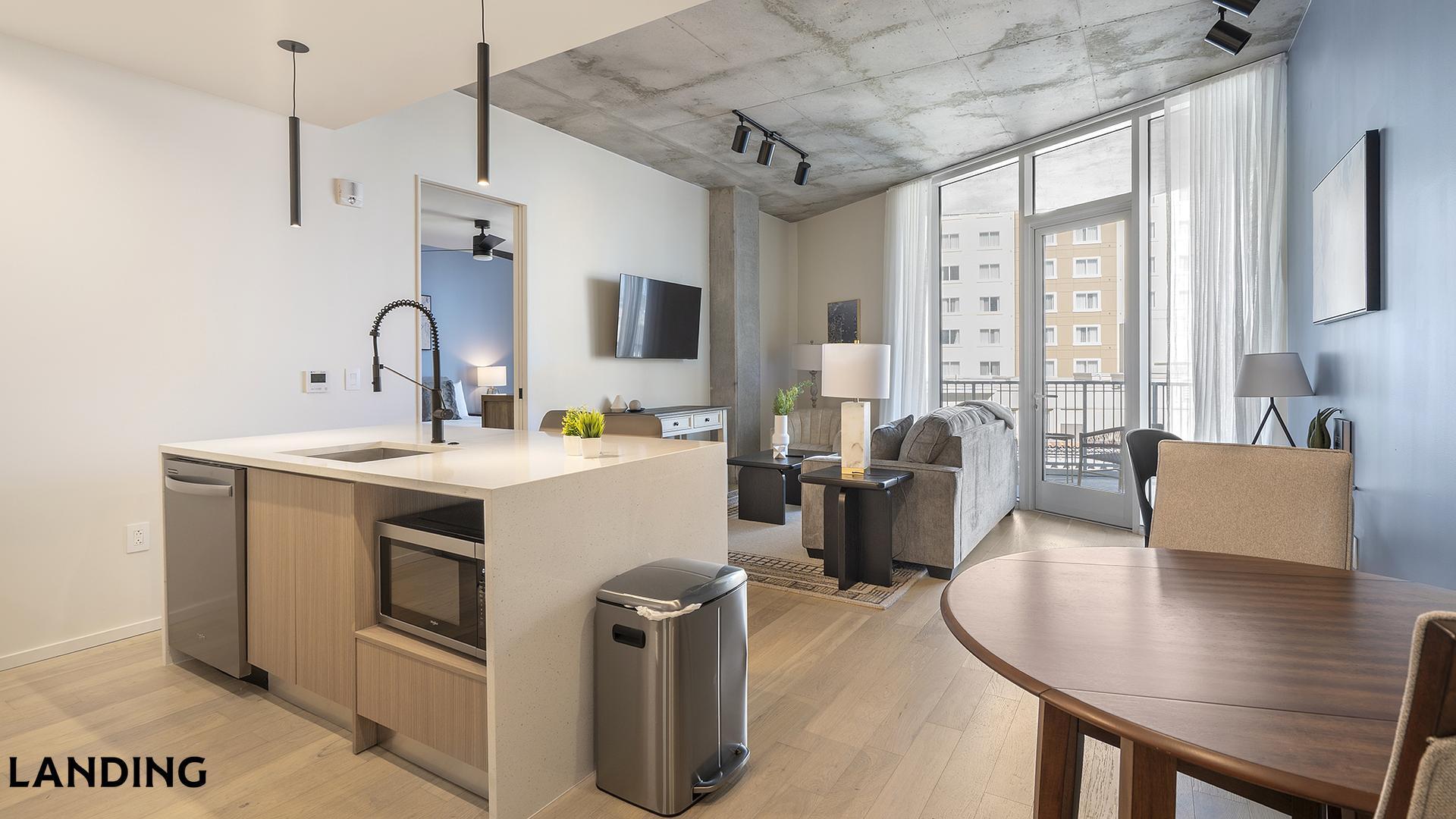 Building Photo - 143 E Commerce St