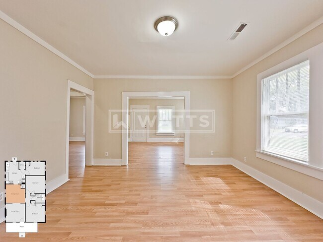 Building Photo - 3-Bedroom House in East Lake.