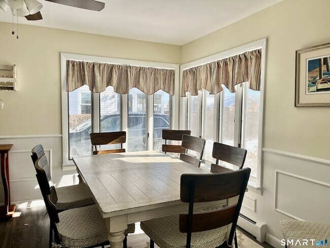 Building Photo - 51 Billow Rd