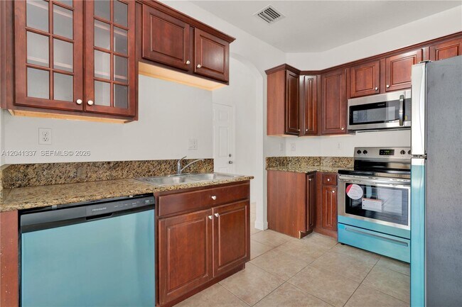 Building Photo - 11485 SW 236 Ln