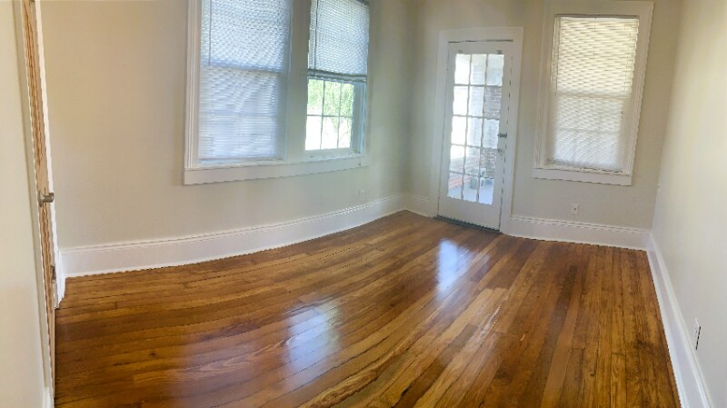 Building Photo - 7114 Freret St