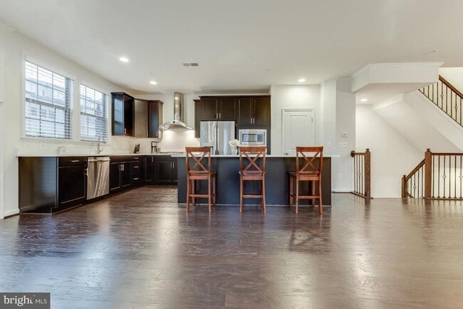 Building Photo - 42253 Marble Cyn Ter