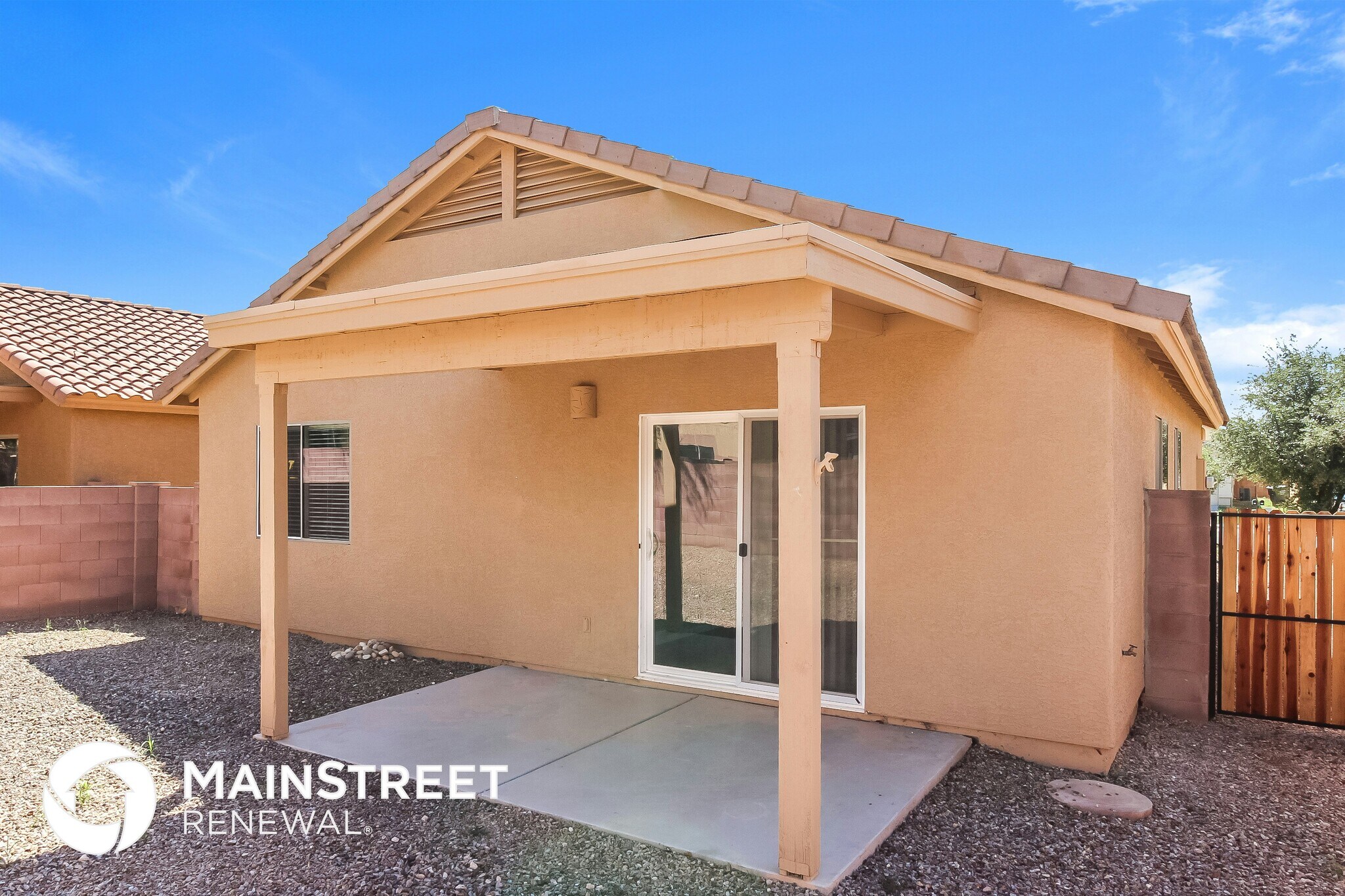 Building Photo - 6933 S Creek Run Ave