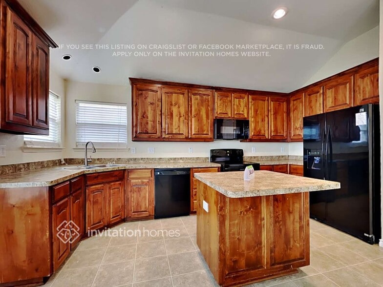 Building Photo - 9324 Nathan Ct