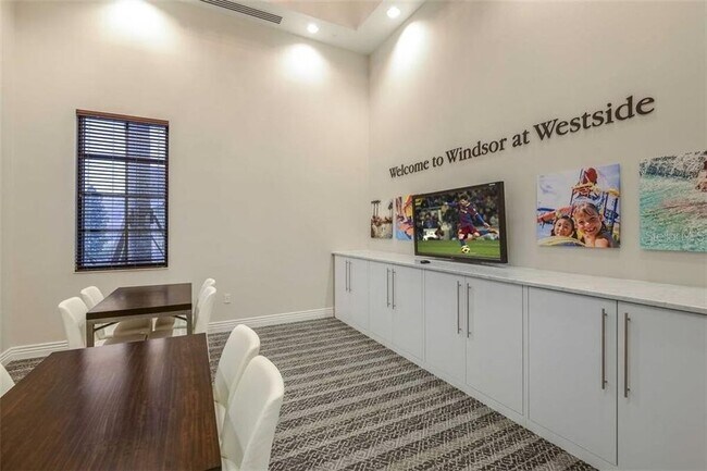 Building Photo - 2482 Dubai St