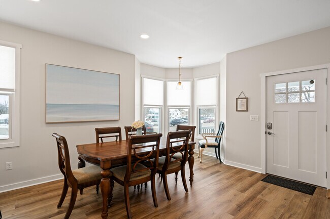 Building Photo - 80 W Geneva St