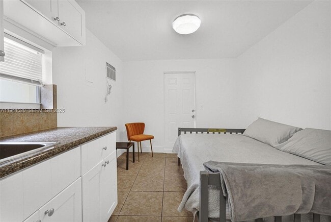 Building Photo - 37 NW 47th St